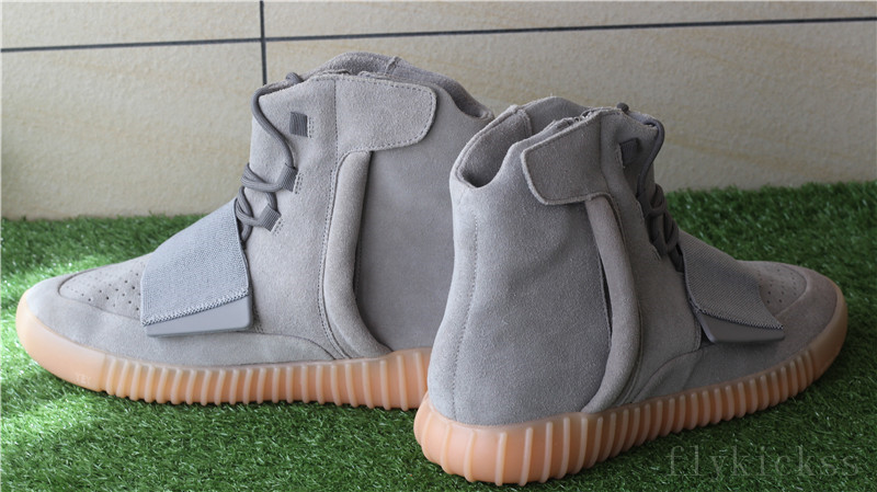 Adidas yeezy boost 750 grey gum glow in the dark